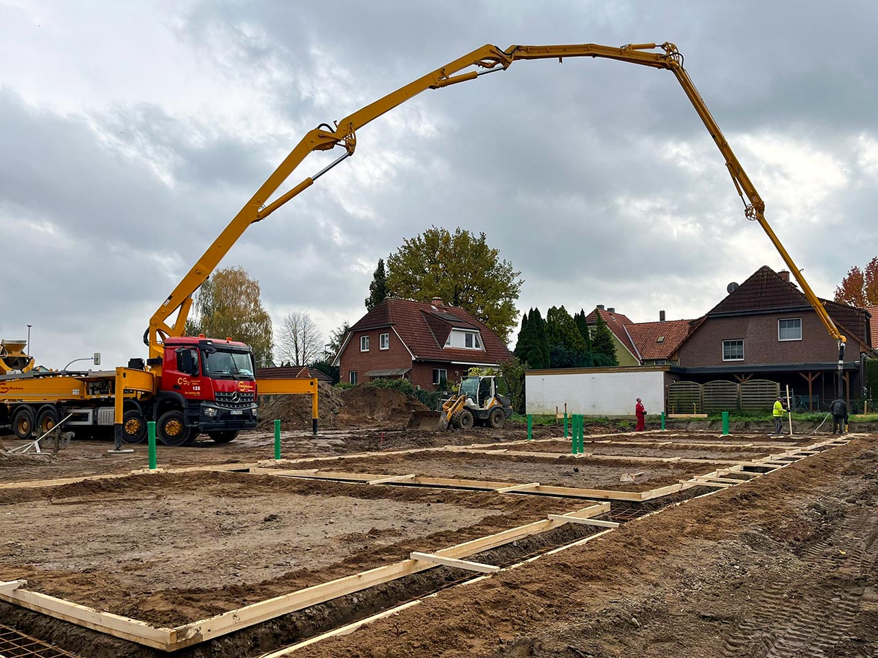 Beginn der Erdarbeiten an der Wohnanlage im Tal der Büffel in Hemmingen/Arnum